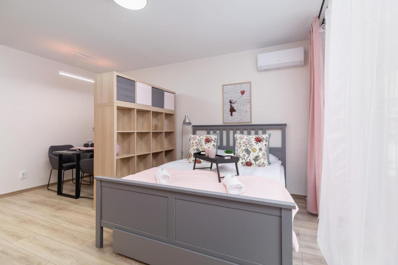 Deluxe Studio Cracow Arianska By Noclegi Renters كراكوفيا المظهر الخارجي الصورة