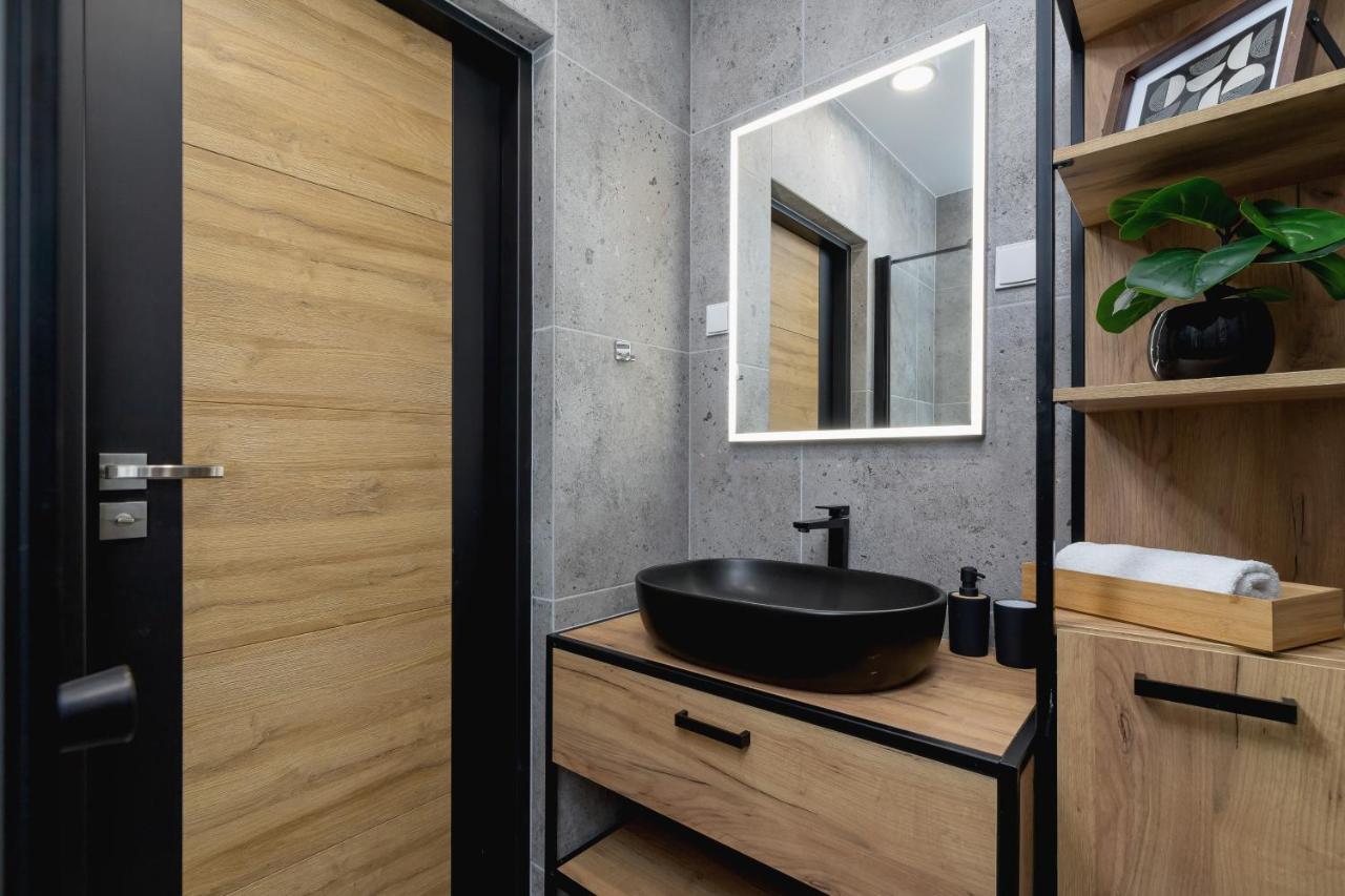Deluxe Studio Cracow Arianska By Noclegi Renters كراكوفيا المظهر الخارجي الصورة